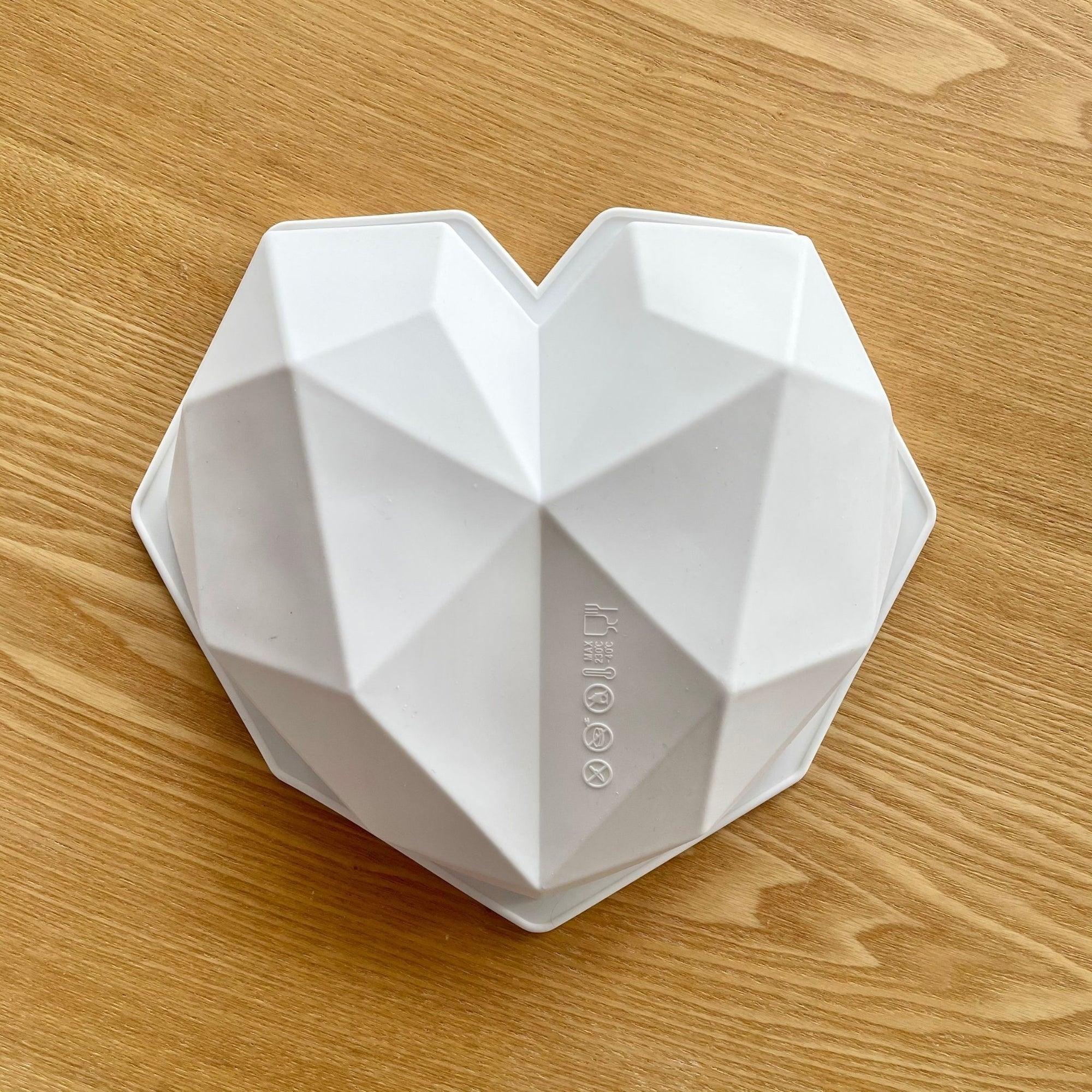 3D Silicone Large Heart Shape Cake Mould Geometric Baking Mold